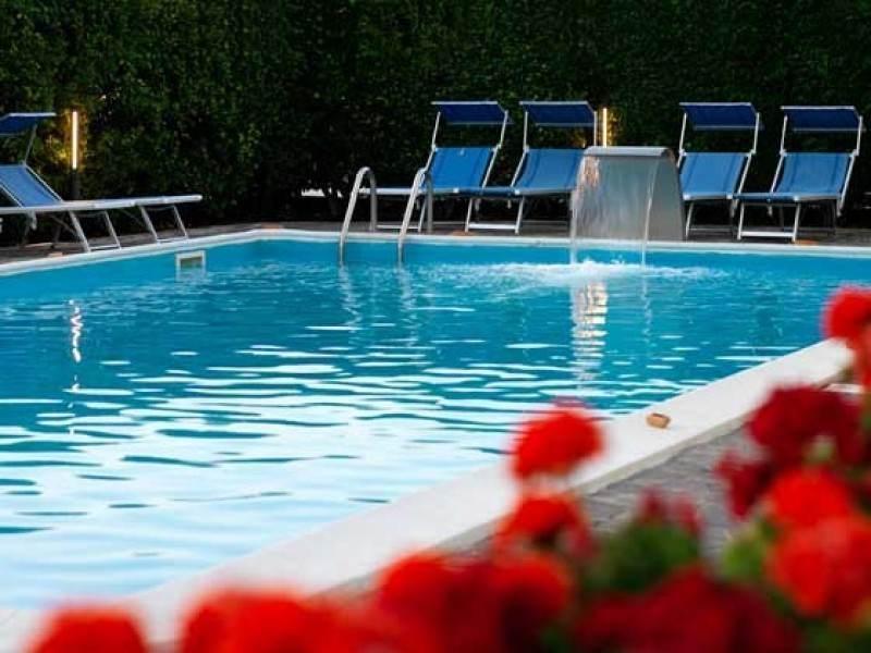 Hotel Life 4*