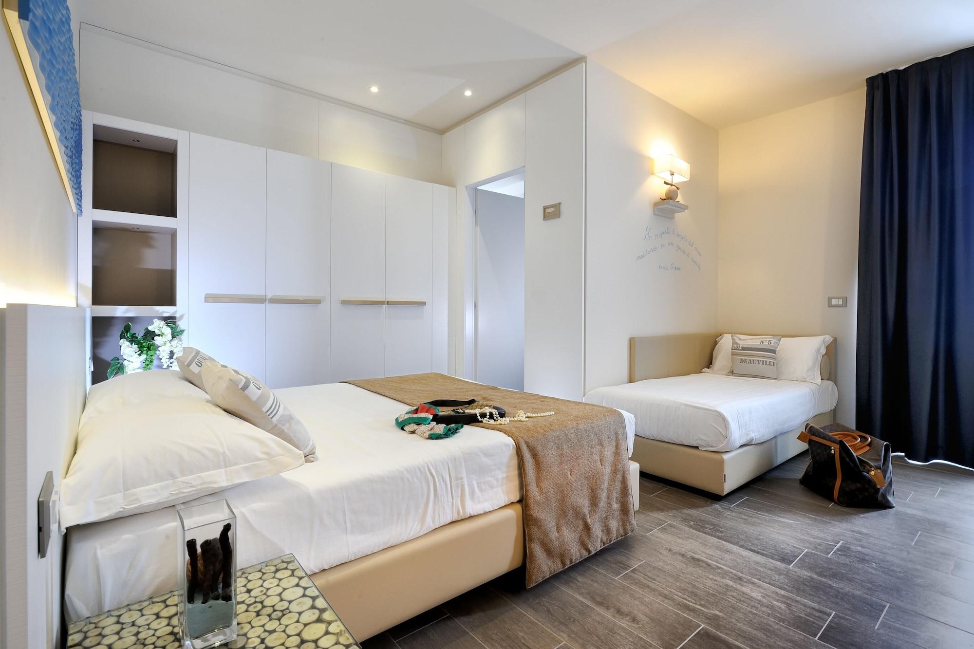 Life Hotel