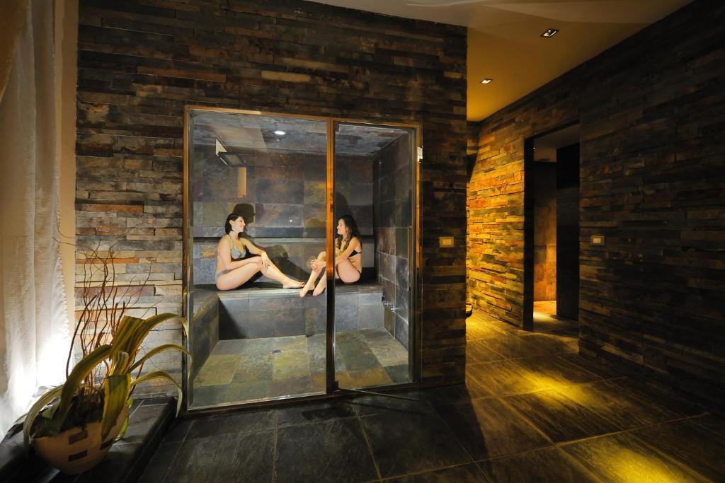 Life Hotel 4*