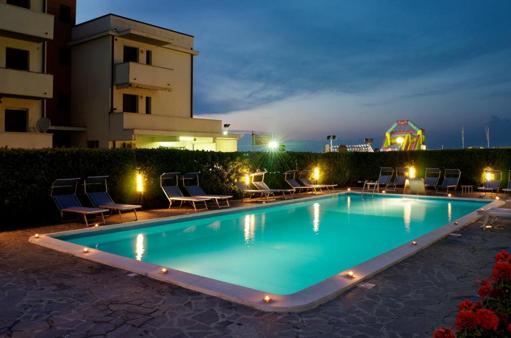 Life Hotel