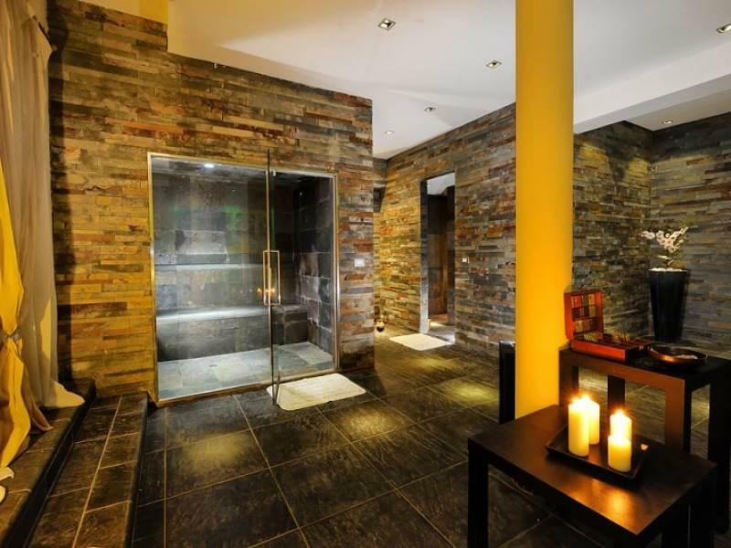 Life Hotel 4*
